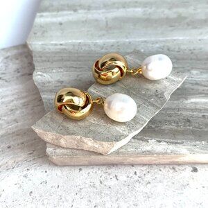 NEW~ Anthropologie Shashi Gold Overlap Stud & Genuine Pearl Dangle Earrings